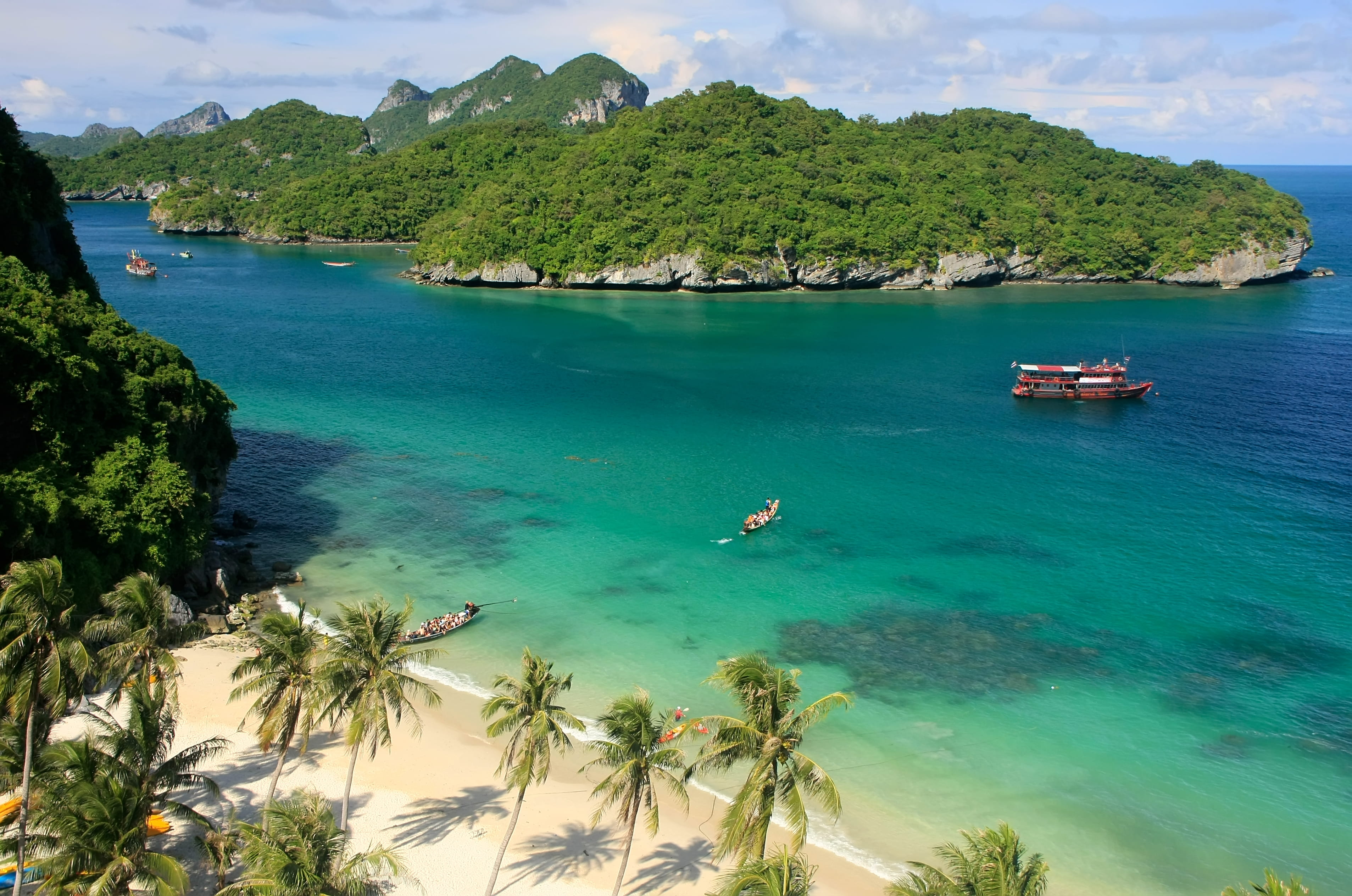 Palm-fringed Beaches in Koh Samui